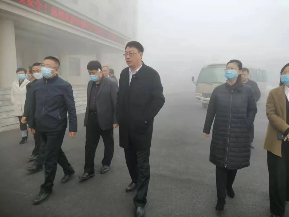 县委书记杨洪波到公司调研