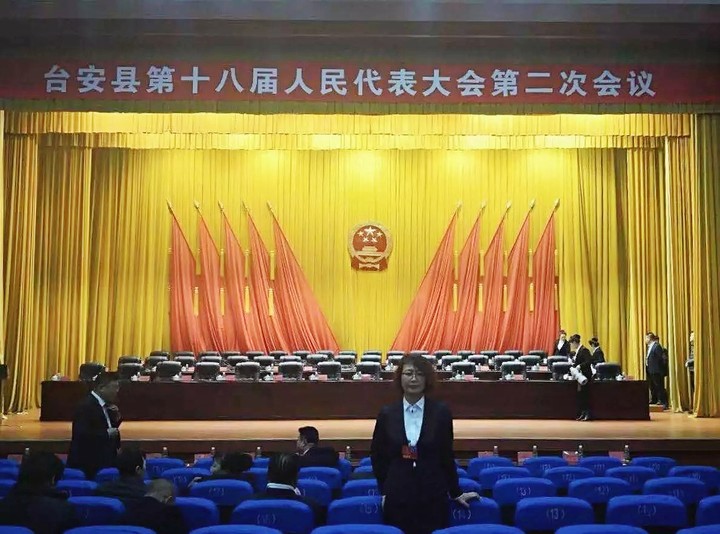王静同志当选县人大代表