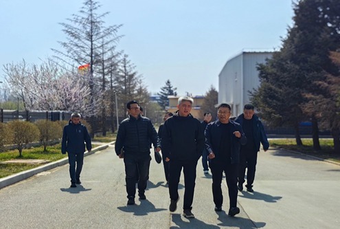 省药监局副局长王嘉仡到康博士调研